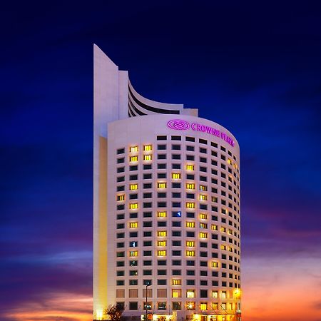 คราวน์ พลาซา อิสตันบูล ออร์ยาพาร์ค Hotel ภายนอก รูปภาพ