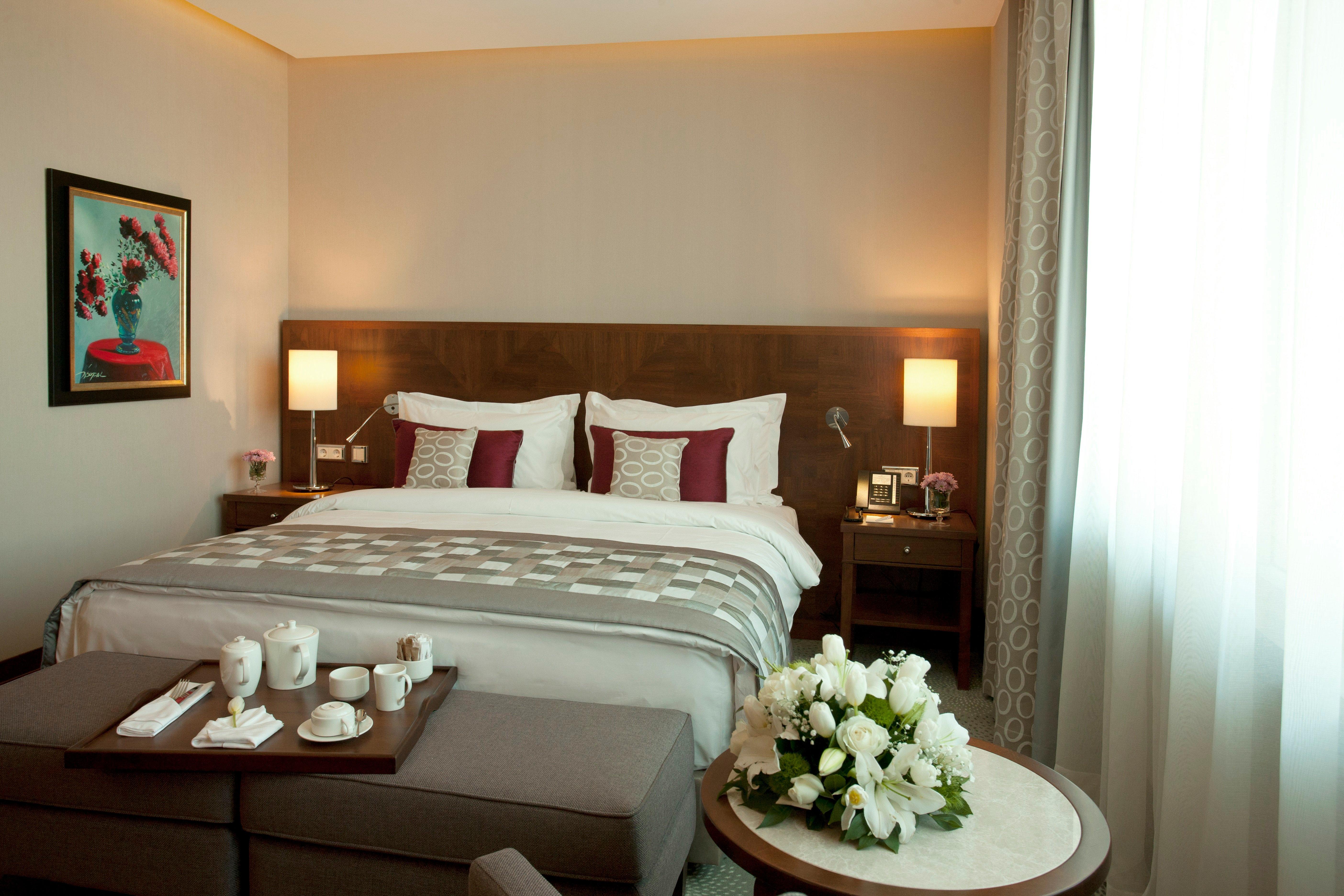 คราวน์ พลาซา อิสตันบูล ออร์ยาพาร์ค Hotel ภายนอก รูปภาพ